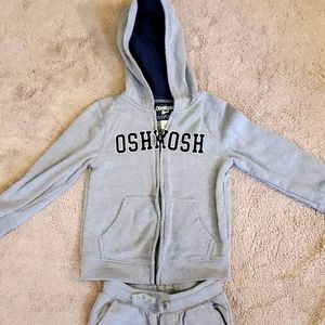 Oshkosh B'Gosh - Toddler Boys 5T - Matching Set